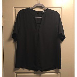 LULU's  Top